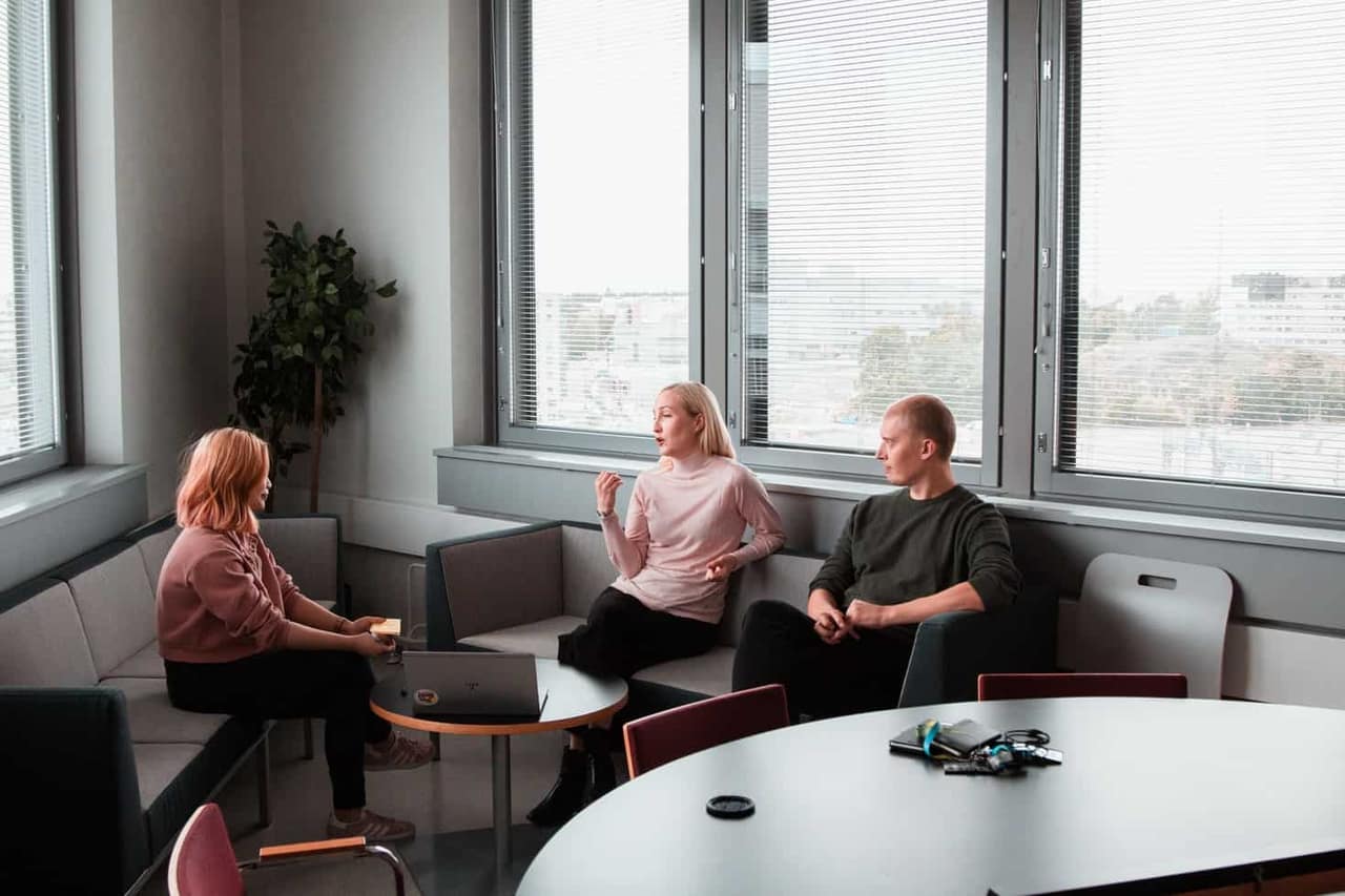 Essential Body Language for Negotiation