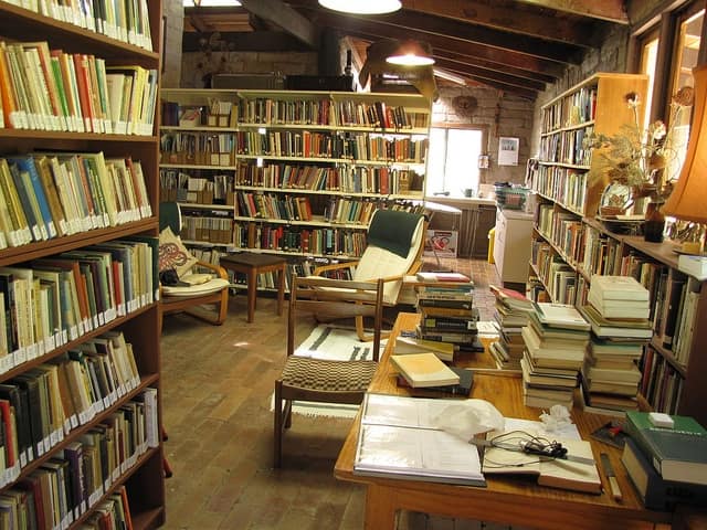 Christopher John SSF. "Hermitage Library." December 4, 2009. Flickr. http://www.flickr.com/photos/friarsbalsam/