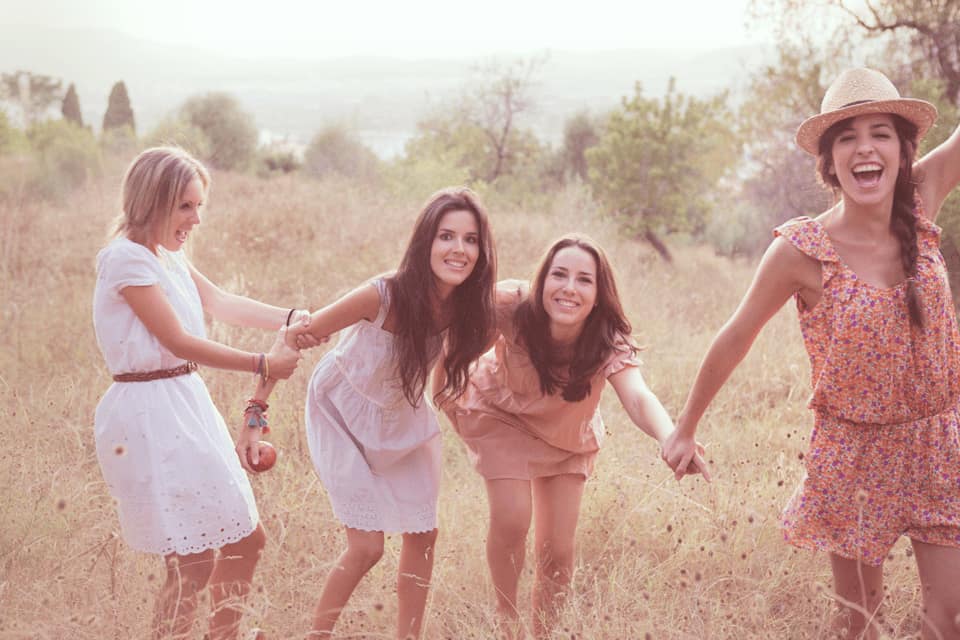 11 Things Happy People Don't Believe