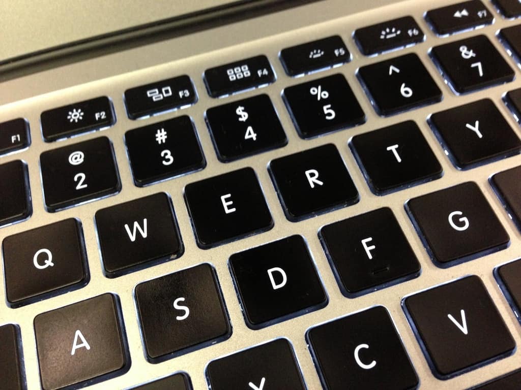 Apple keyboard
