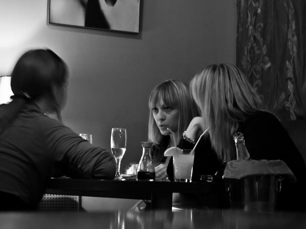 10 Signs You're A Member Of Your Best Friend's Family