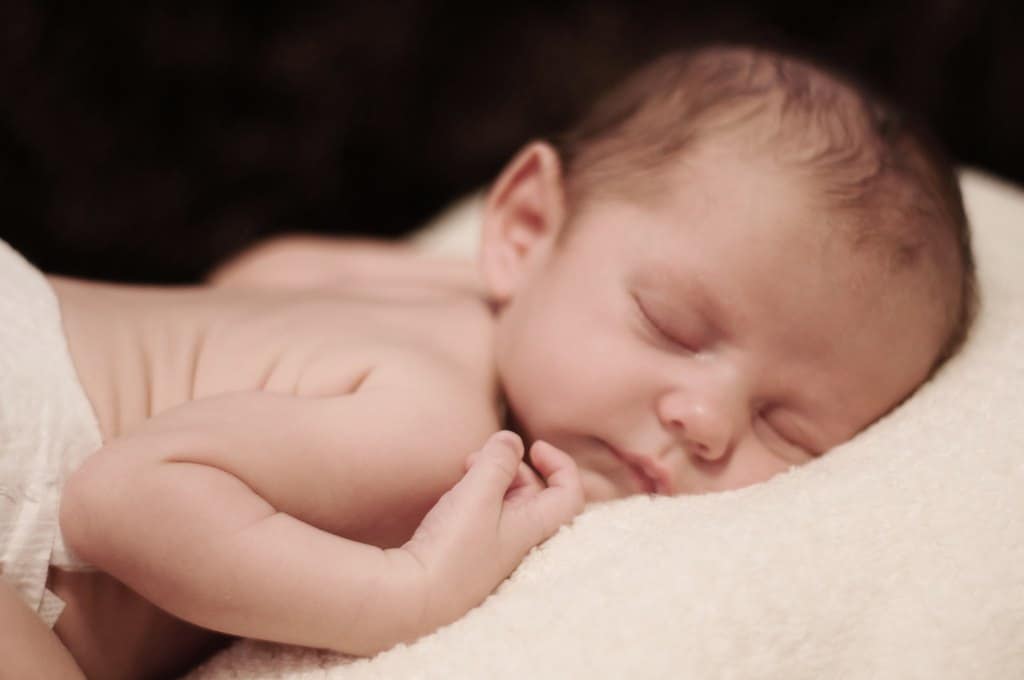 http://albumarium.com/5307c8137670733a36410000-babies/5309105f7670733a3a080000