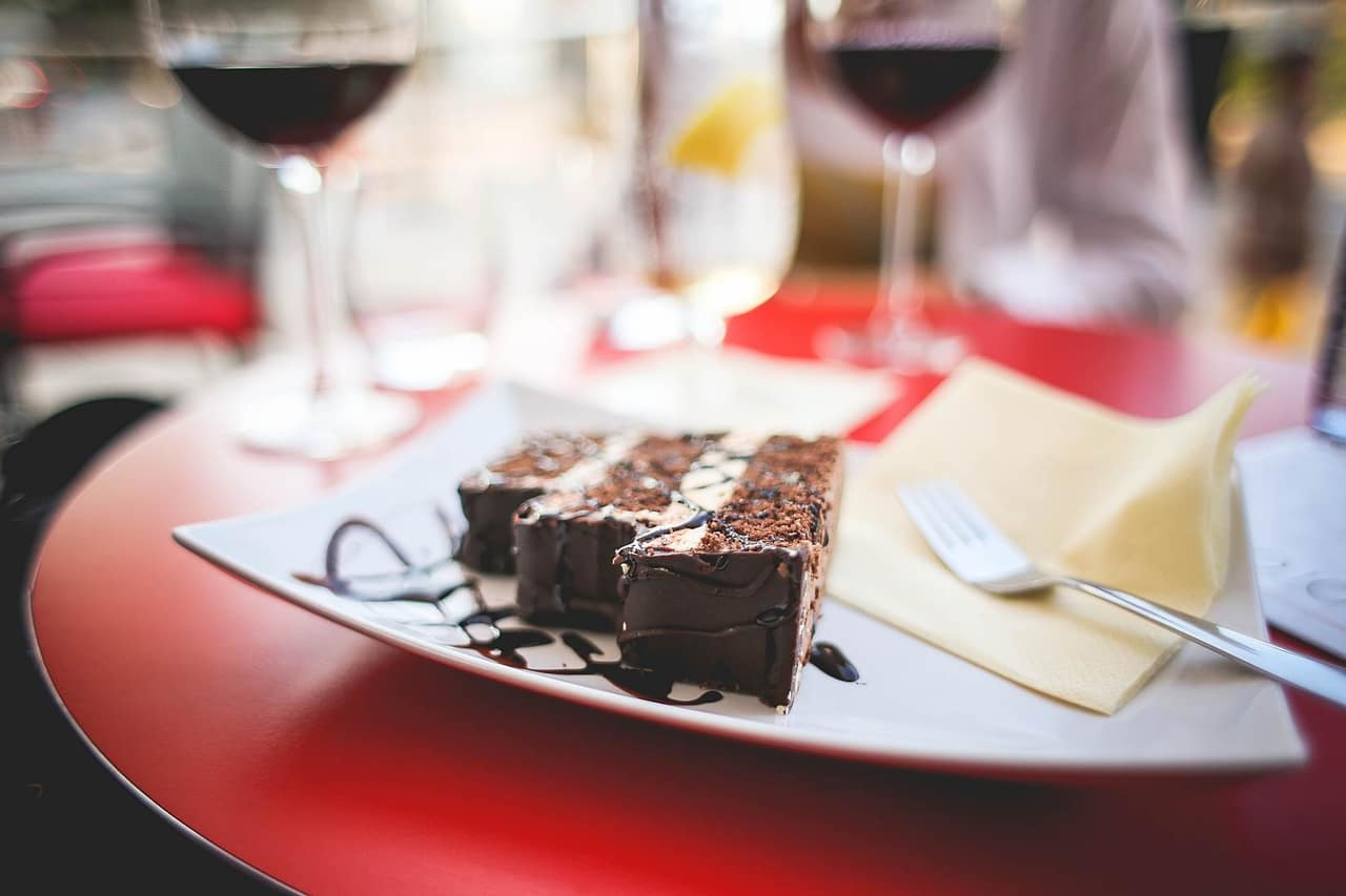 15 Chocolate Infused Dishes That No Chocoholic Should Miss