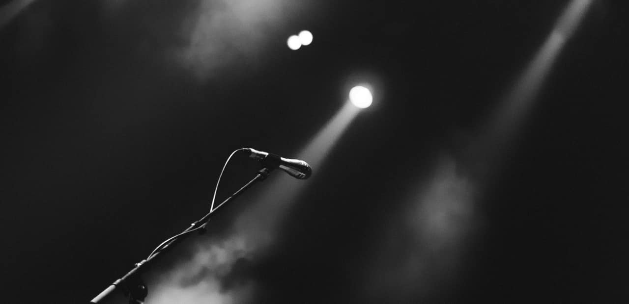 microphone Oscar Keys