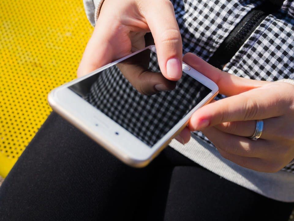 Study Confirms Cell Phones May Cause Cancer or Other Health Problems