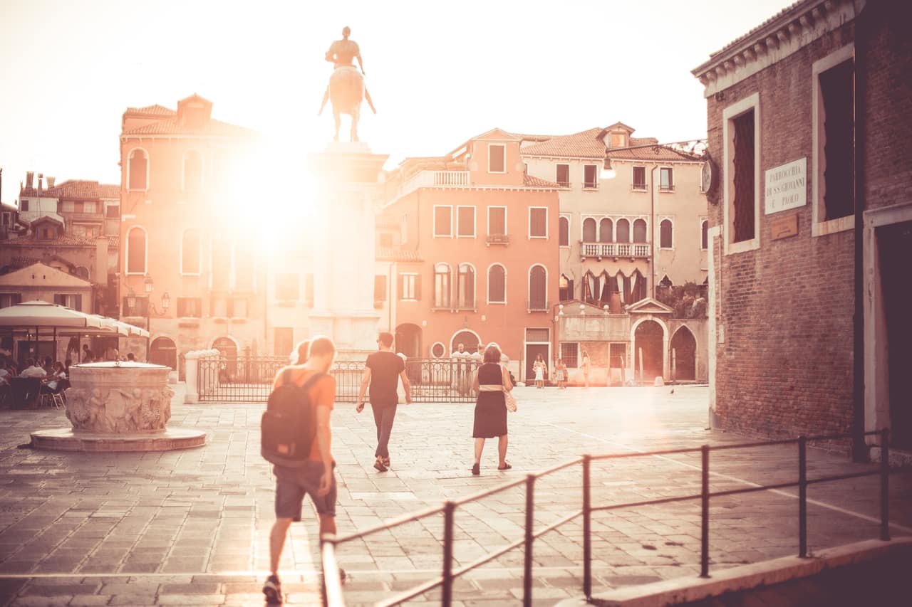 Beautiful - people walking, how to be more approachable