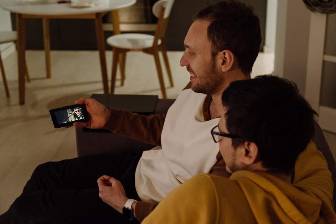7 Useful Apps for Movie Lovers