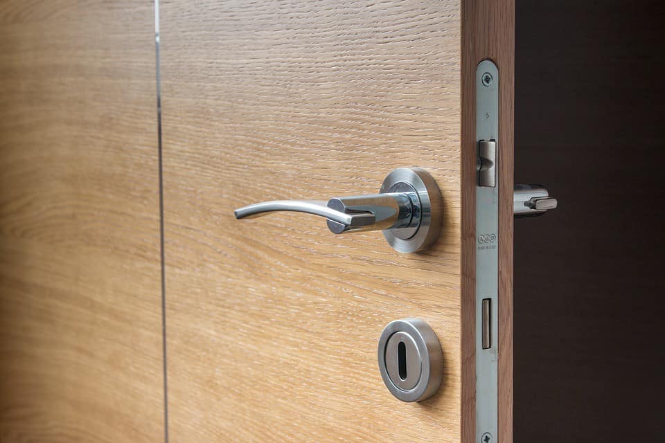 How To Escape A House Lockout Without Breaking Down The Door