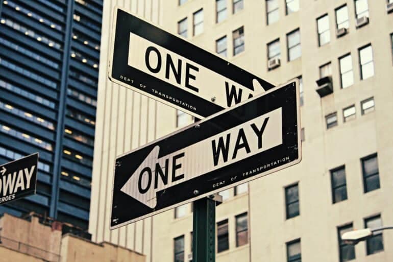 8 Questions to Help You Choose a Career That Suits You