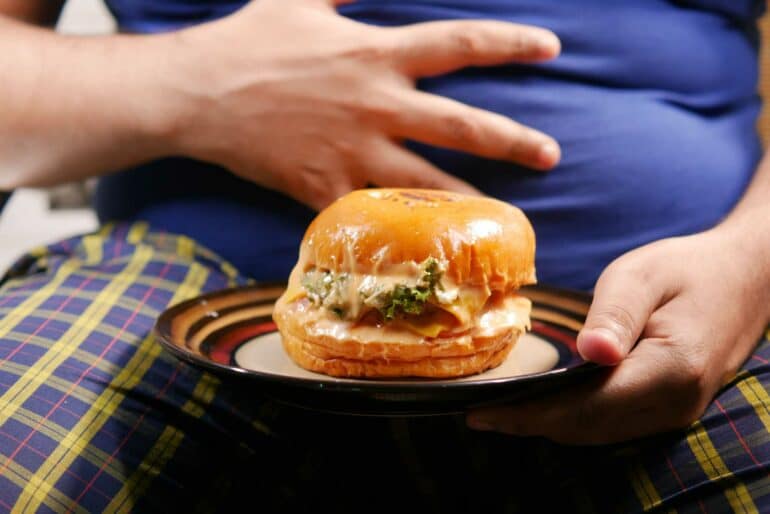 bloated stomach causes