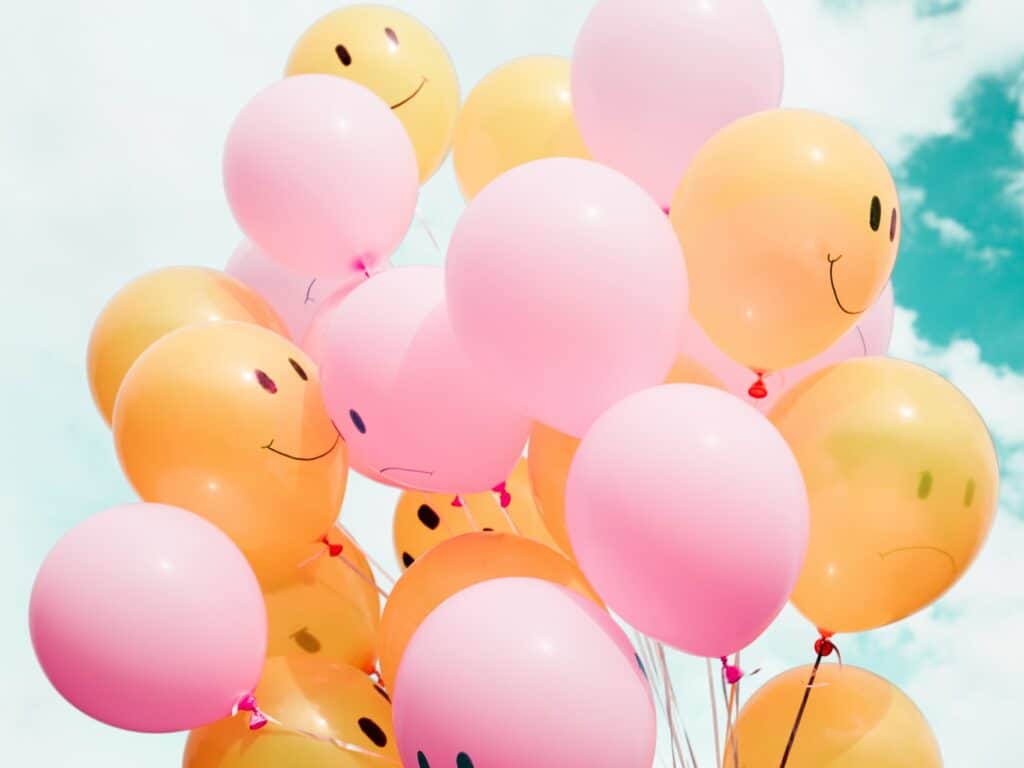 9 Tips in Life that Lead to Happiness