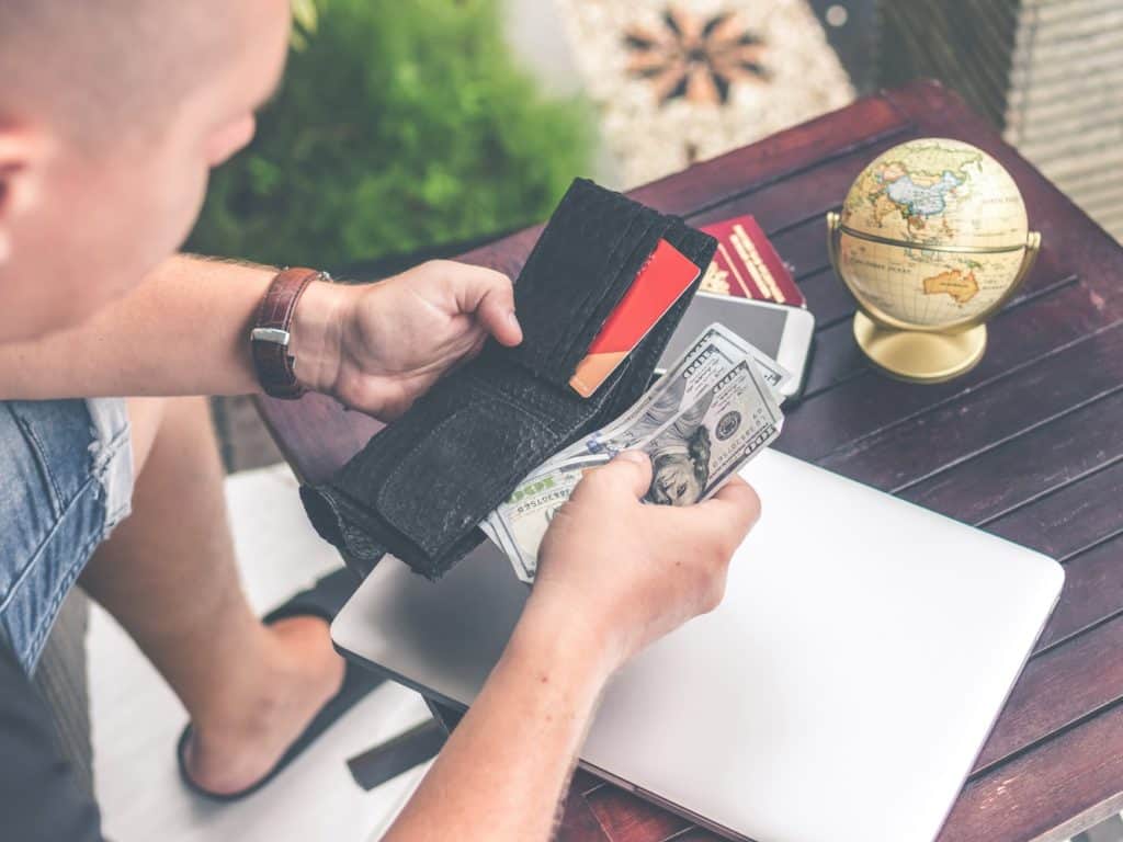 How to Use Credit Cards While Staying Out of Debt