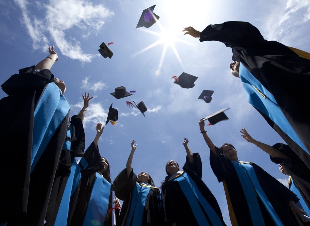 5 Reasons Why Your New Bachelor’s Degree Is Worthless