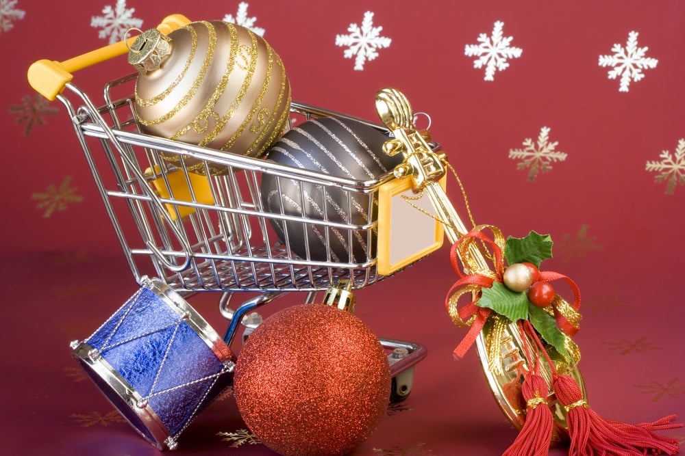 Eight Simple Ways to Spend Less This Christmas
