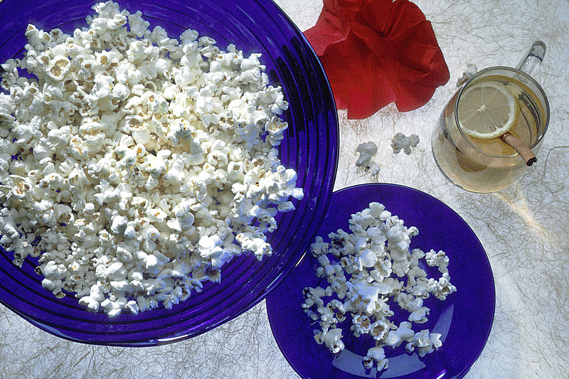 Is Popcorn Healthy? 5 Ways to Keep Popcorn Healthy