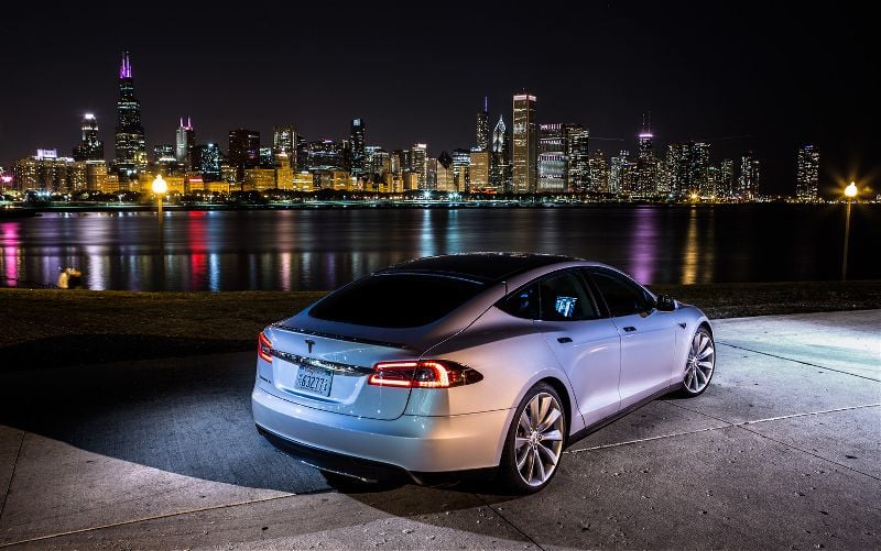 Tesla-Model-S-rear-right-side-view