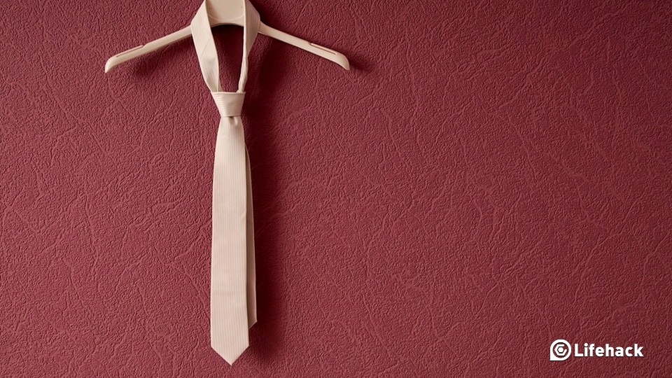 How to Tie a Tie Like an Expert
