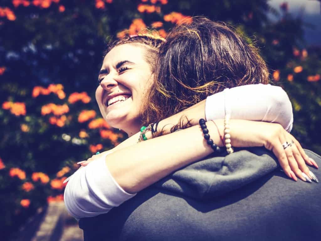 10 Things a Happy Person Does Differently