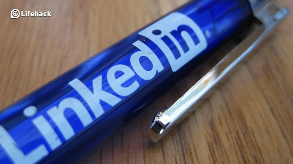 Ask the Entrepreneurs: 8 Ways to Use the New LinkedIn Contacts Feature for Your Business