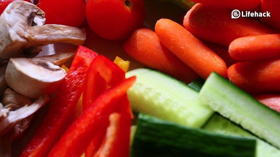 5 Effortless Tricks To Make Healthy Eating Easy