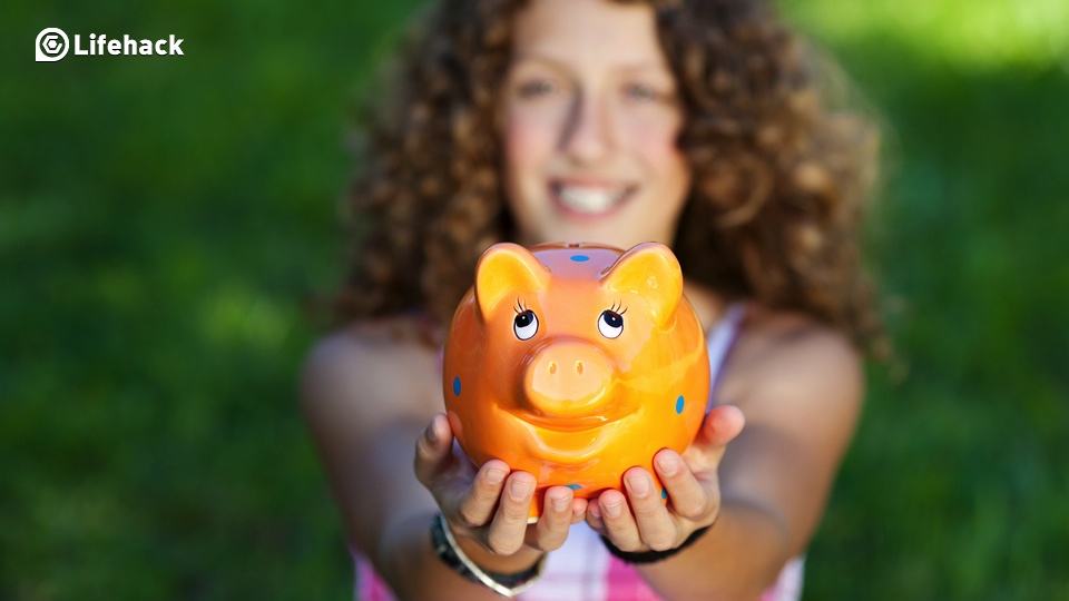7 Things Every Teen Needs To Know When Opening A Bank Account