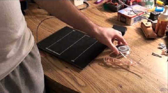 Build a Solar Powered USB Phone and Ipod 5V Charger