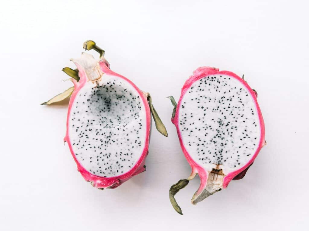 12 Surprising Benefits of Dragon Fruit You Never Knew