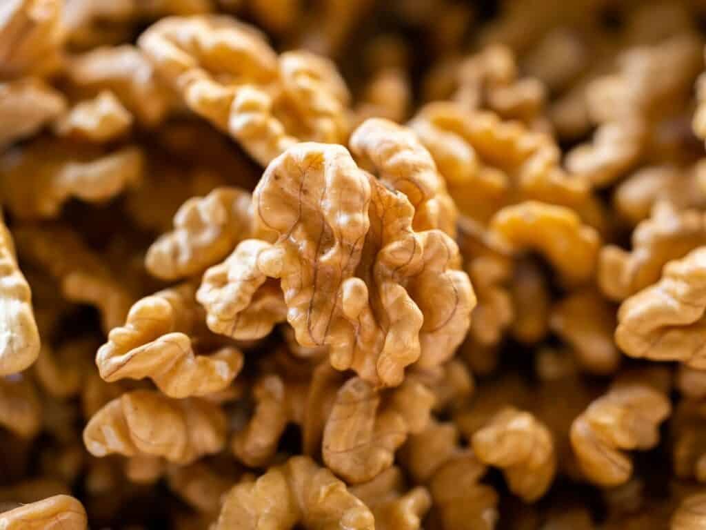 10 Surprising Benefits of Walnuts You May Not Know About