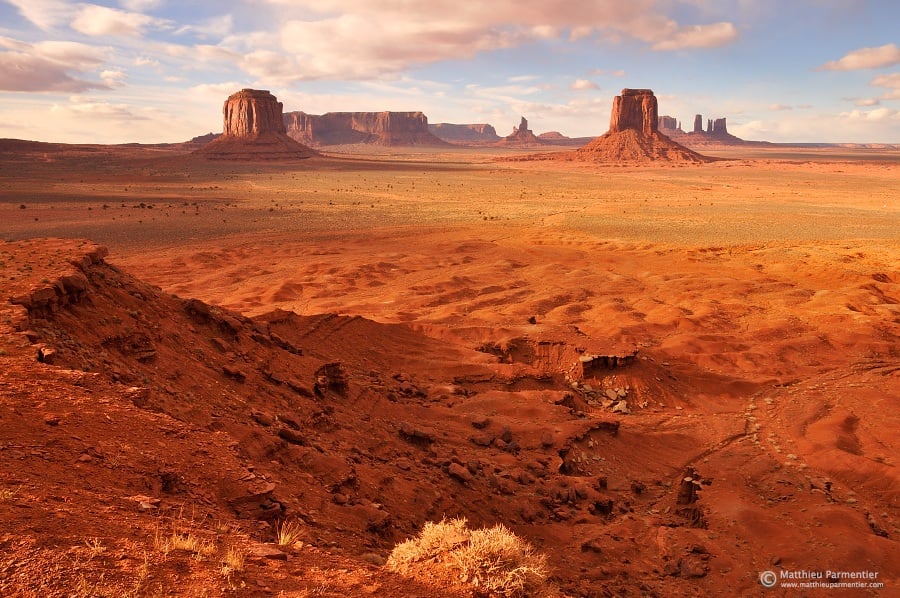 monument_valley_i_by_matthieu_parmentier-lifehack versability
