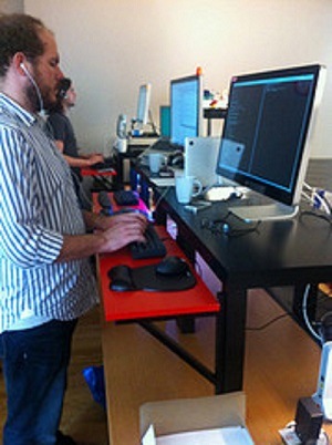 stand desk in action_1