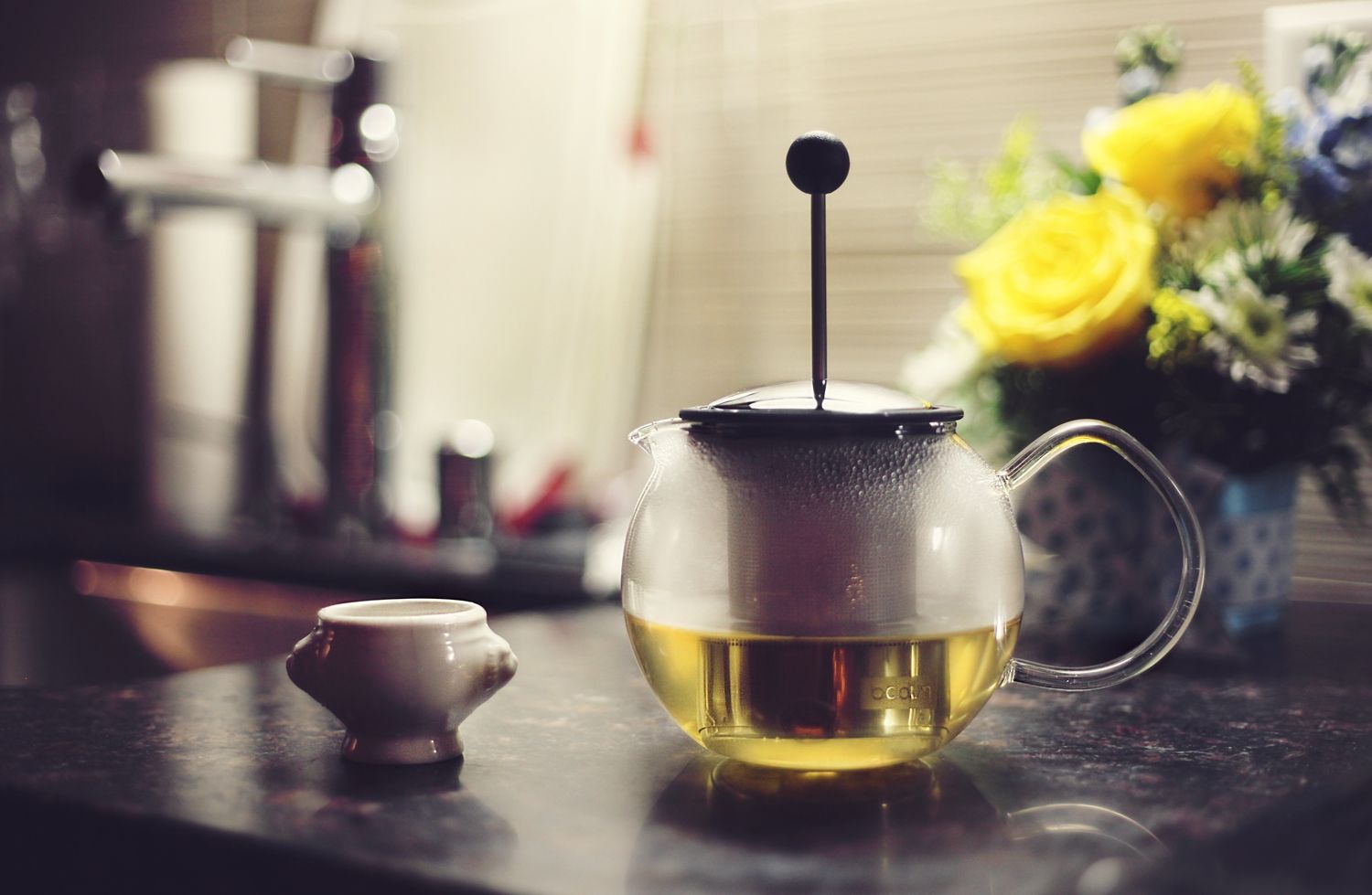 9 Tasty Teas to Improve Your Health