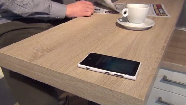 Cut the Cord: Wireless Charging Solution For Smartphone and iPod