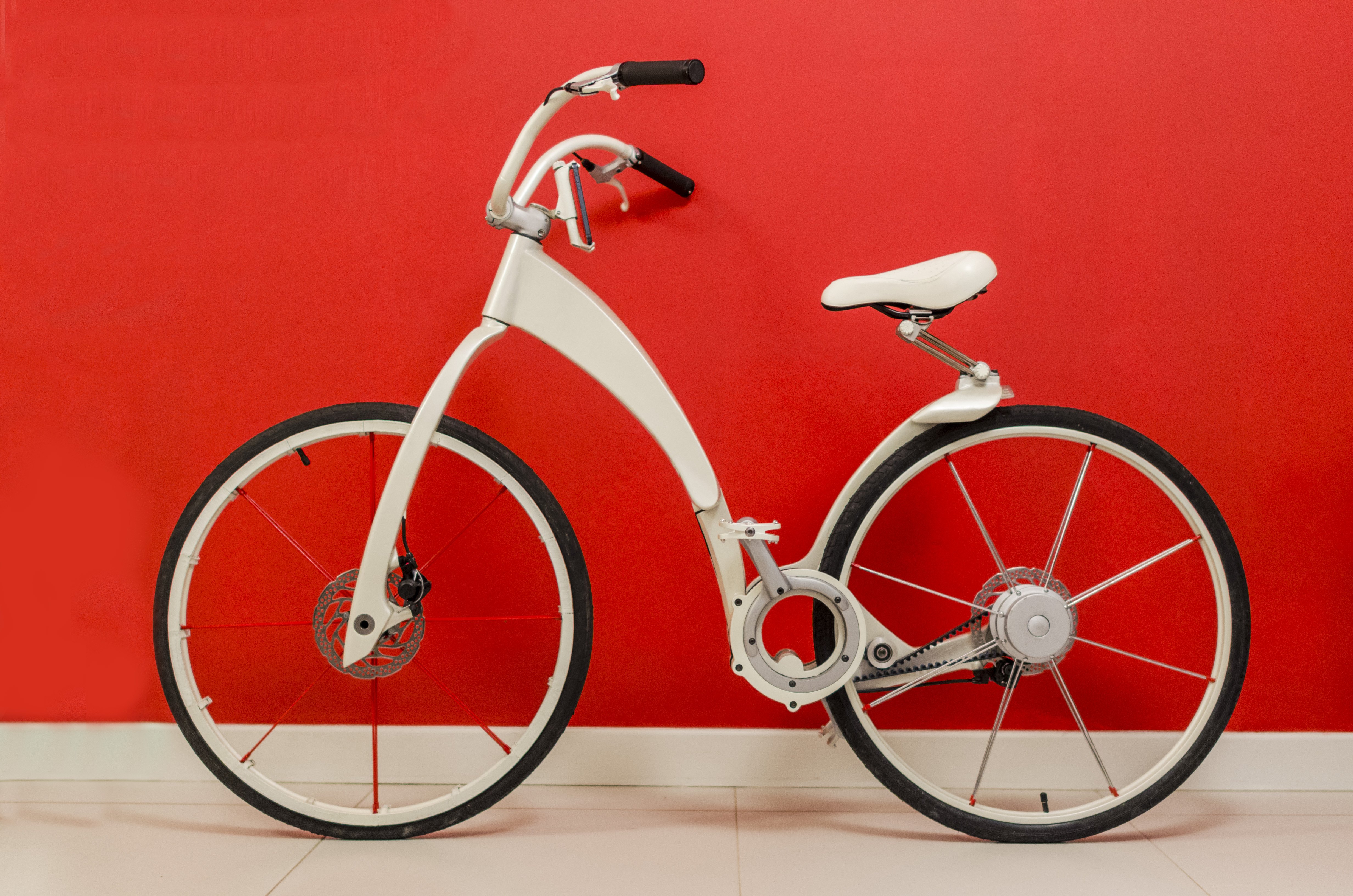 Gi Bike : Smart, Foldable, Electric Bike That Integrates With You Smartphone