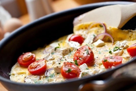 Cherry-tomato-and-herb-omelette