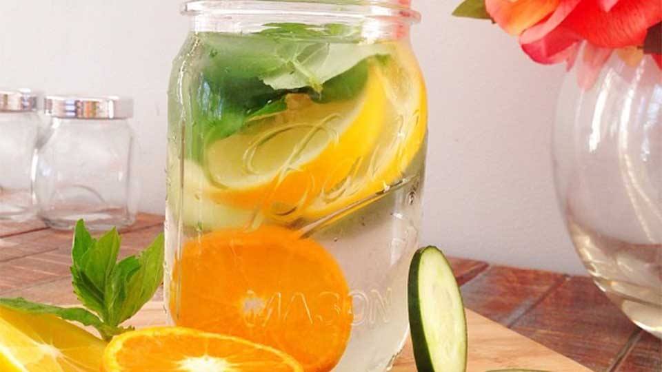 10 Ways To Detox Your Entire Life Effectively