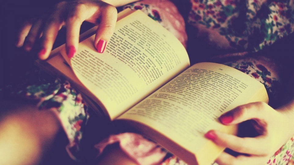 25 Items To Add To Your Summer Must-Read Book List