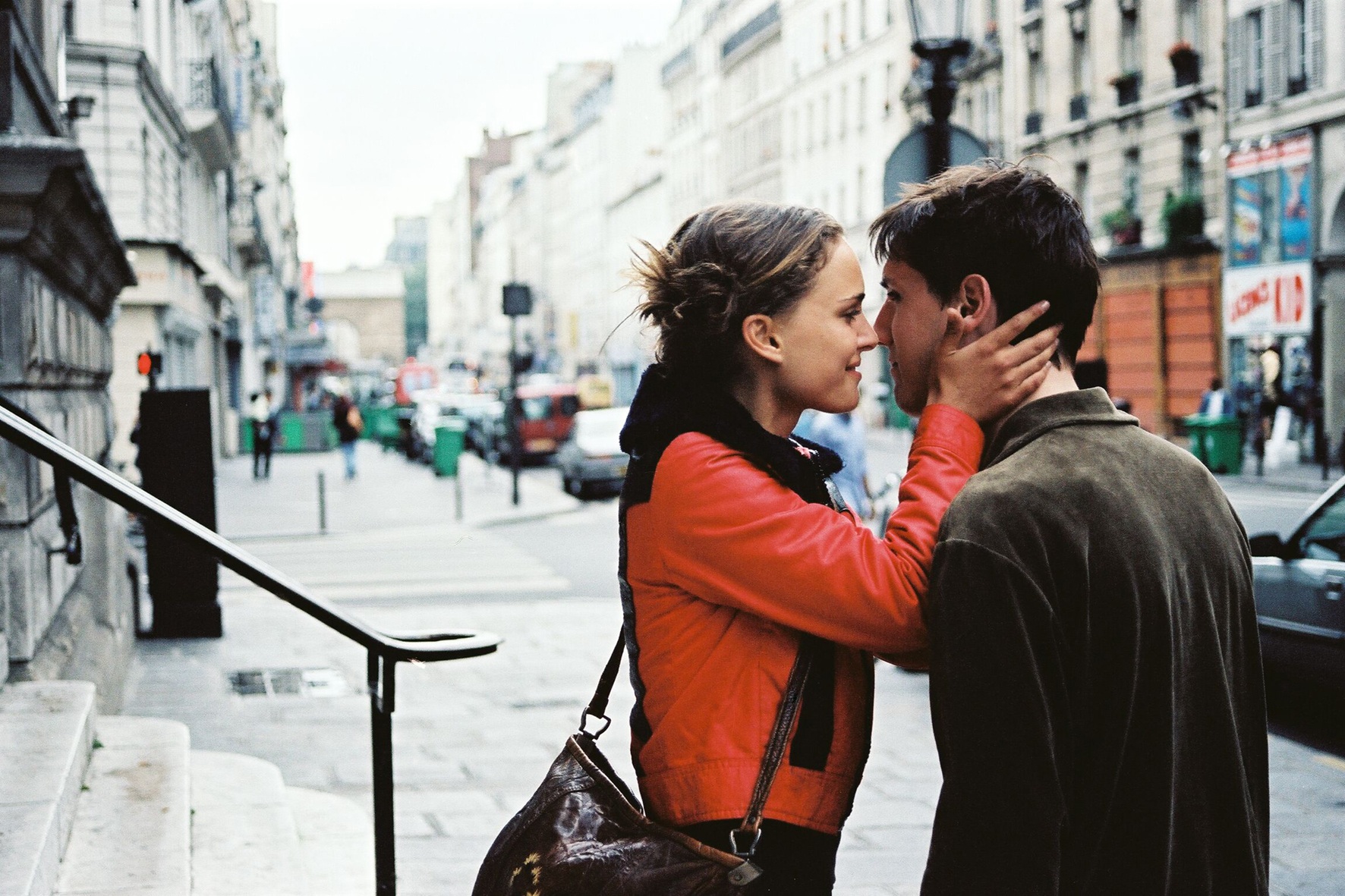 15 Things Only Lovebirds Who Are Truly In Love Understand