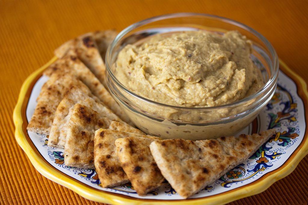 I Wish I Knew These 13 Easy Homemade Hummus Recipes Earlier