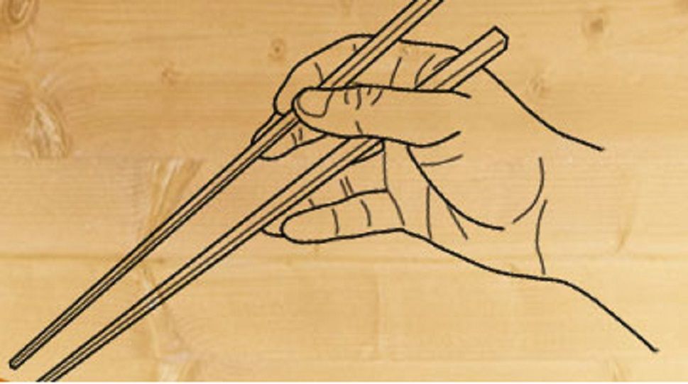 Learn How To Master The Chopsticks In 4 Easy Steps