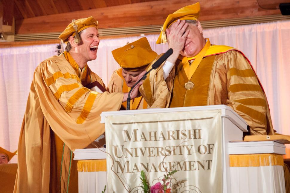 10 Unforgettable Lessons From 2014 Graduation Speeches