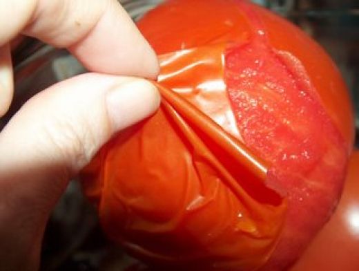 The Ultimate Kitchen Hacks To Peel Almost Everything Effortlessly