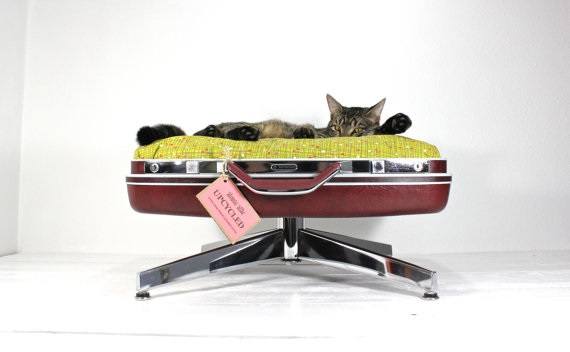 Vintage Suitcase Cat Bed
