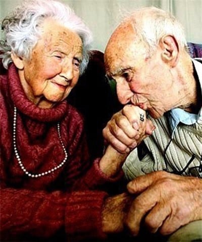 Sweet Old Couples
