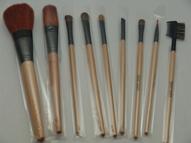 Make-up_brushes