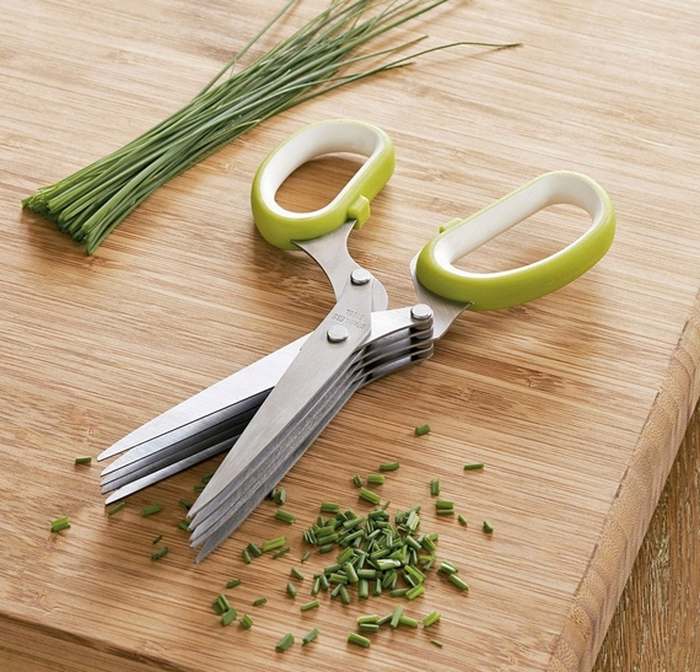 7-herb-scissors