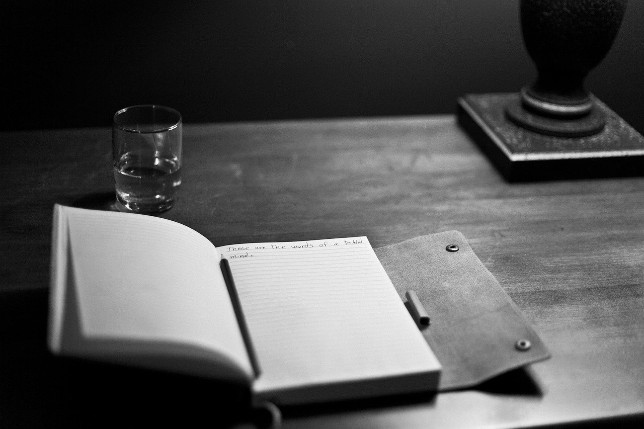 These 8 Good Things Will Happen When You Start Writing Diaries