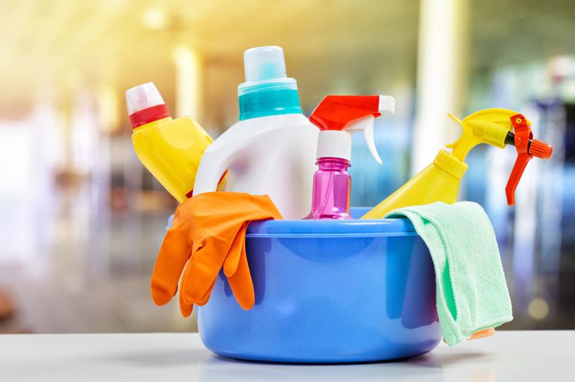 cleaning product toxins