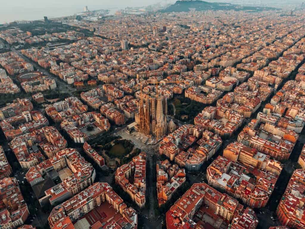 20 Reasons Why Barcelona Is An Amazing Place To Live