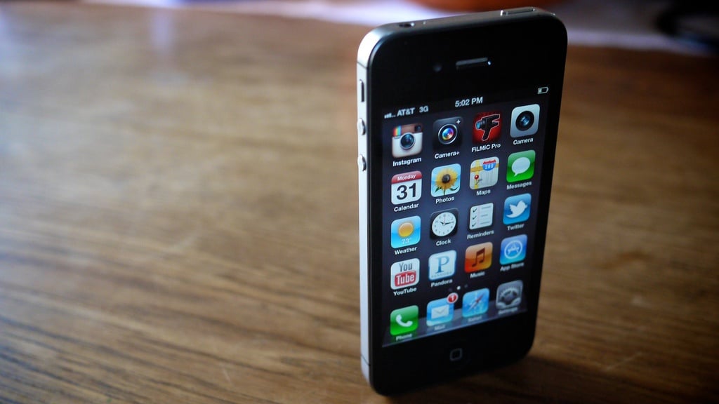 5 Ways To Put Your Old iPhone To Good Use