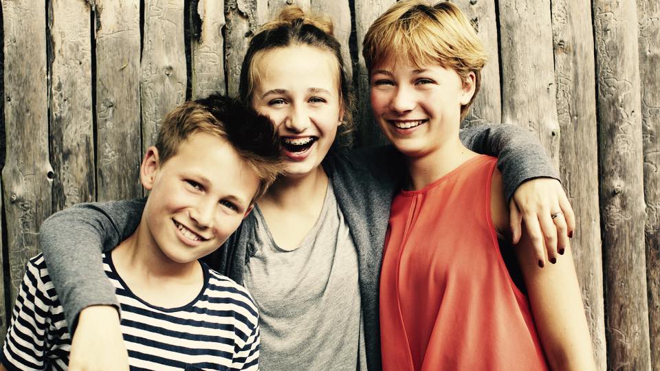 20 Amazing Things Only People Who Have Siblings Would